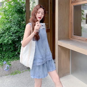 蓝色镂空刺绣花边无袖上衣短裤套装女2025夏新款小个子减龄两件套图片