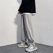 灰色