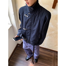 藏青色