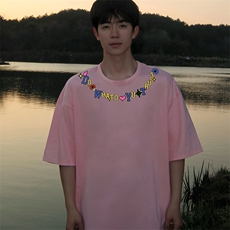 粉色