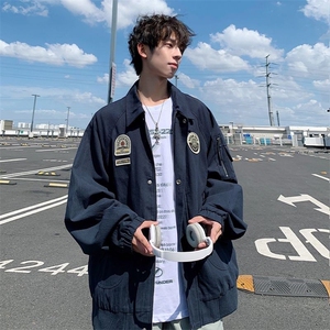 2025春季新款男装日系潮牌纯色外套胸章刺绣贴标休闲翻领拉链夹克图片