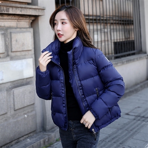 白鸭绒羽绒服女短款2025冬季新款小个子宽松简约百搭轻薄鸭绒外套图片