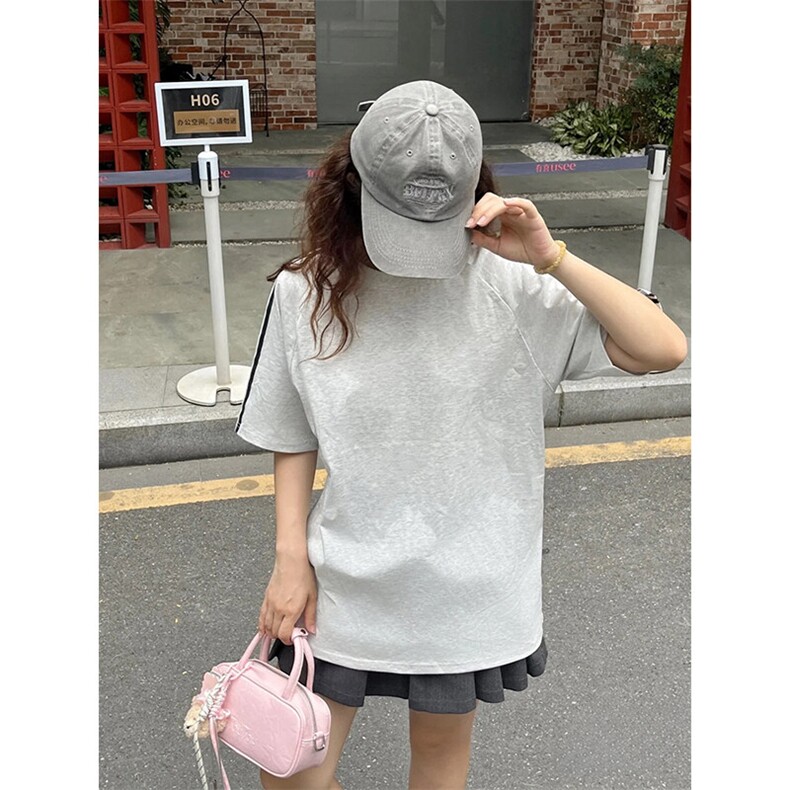 抖音得物品质二开240克宽松纯棉美式潮牌印花三条杠中性风短袖T恤,男装T恤,电商A486