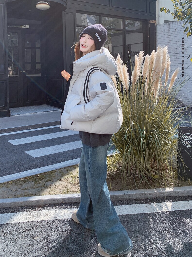 短款连帽羽绒服女2025冬季新款时尚学院风加厚保暖面包服外套,女装羽绒服,慧尚依恋