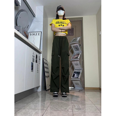 军绿色