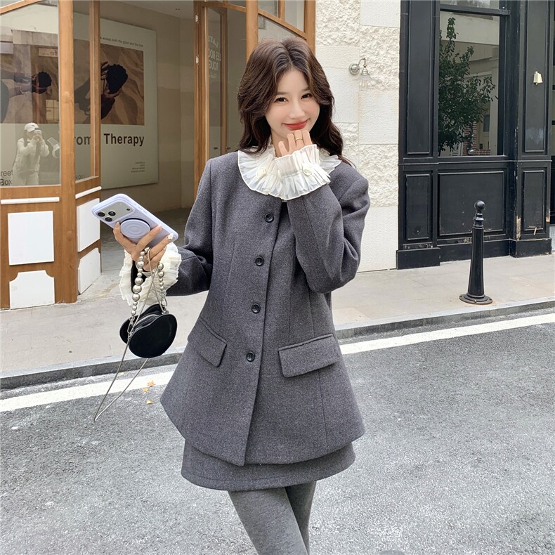 现货:冬装新款设计感花边立领小香风毛呢羽绒套装裙-8967P295K448,女装羽绒服,2C135