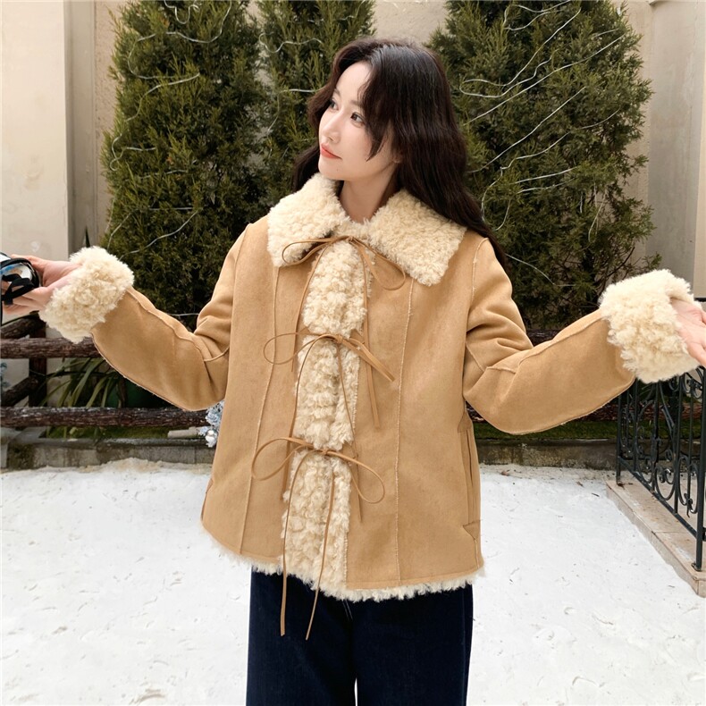卡其色软糯羊羔毛外套女2025冬季日系蝴蝶结绑带皮毛一体保暖上衣,女装皮草,2B218