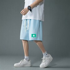 浅蓝色