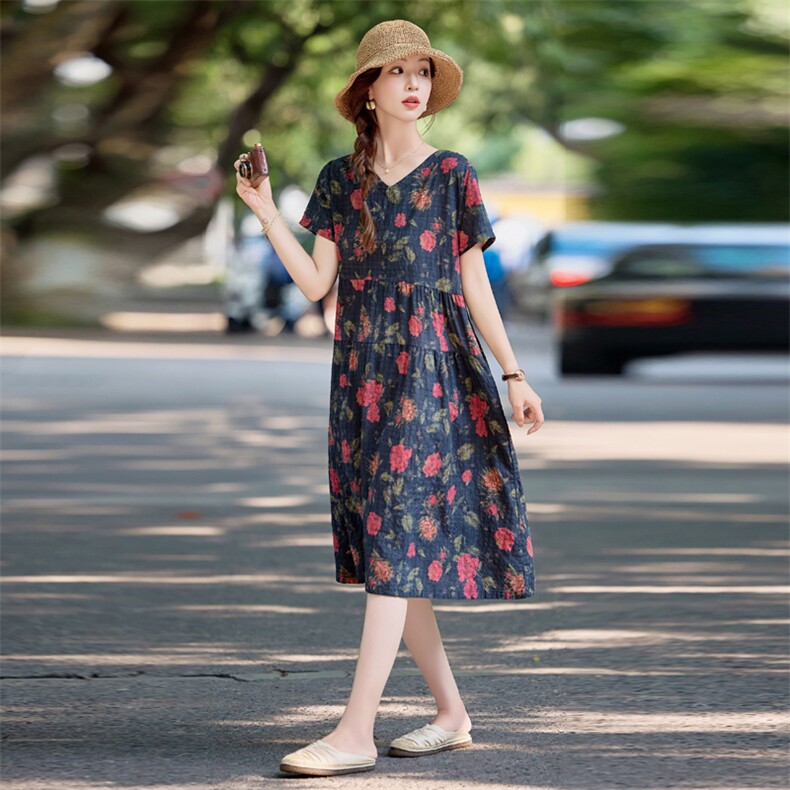 出货。复古印花短袖棉质连衣裙女2026夏季新款收腰显洋气减龄裙子,女装连衣裙,依万里