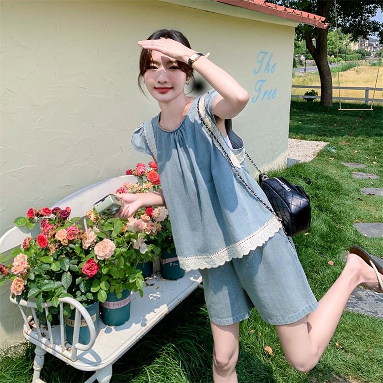 牛仔短裤小衫时尚两件套女图片
