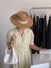 法式方领泡泡袖连衣裙夏季设计感小众温柔高级感初恋茶歇裙子，女装连衣裙，香丽迪1