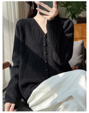 2025亲肤绒纯色纽扣宽松开衫，女装针织衫/毛衣，东正羊绒