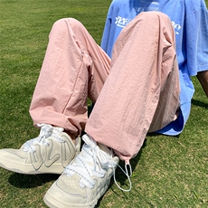 粉红色