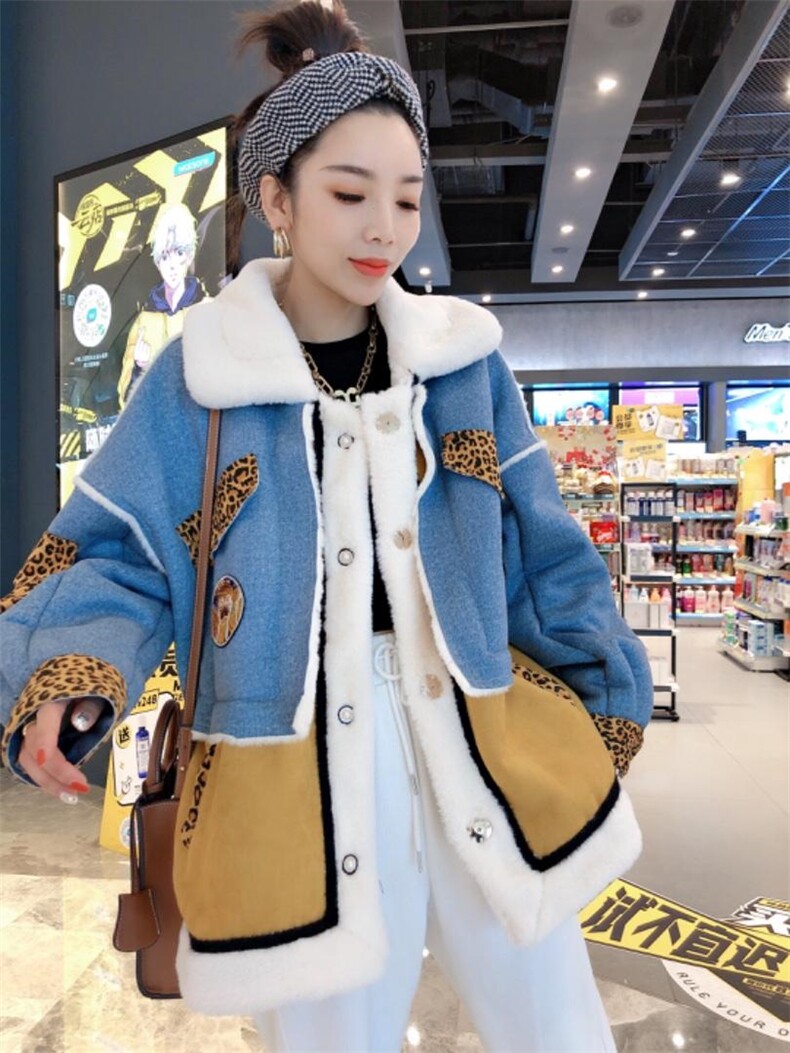 拼色贴标款皮毛一体外套，女装，一杭