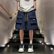 藏青色