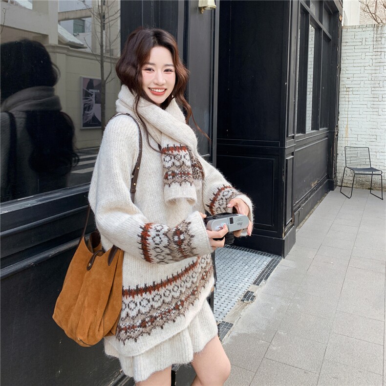 新品时尚印花套装配围巾A2569-P165-K268,女装套装/套裙,2C261