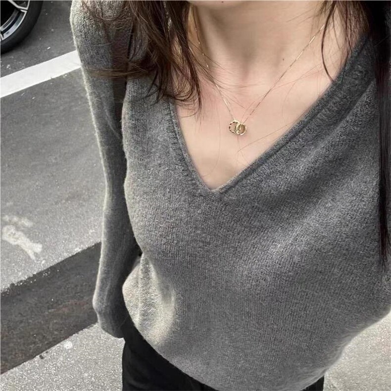 秋冬季羊毛休闲时尚通勤内搭百搭卷边V领羊毛衫，女装羊毛衫，圣旺供货