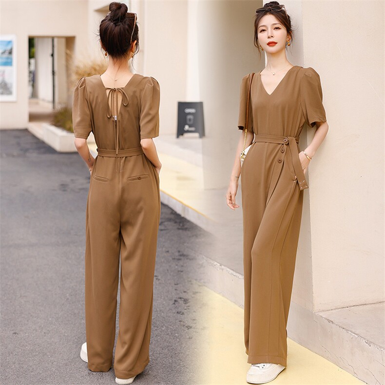 2023年夏季简约自然腰V领女装纯色腰带装饰短袖连体长裤时尚潮流，女装连体裤，微微衣阁