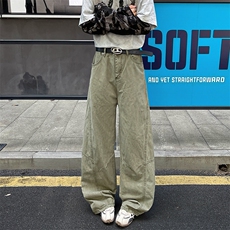 军绿色