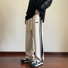 卡其色