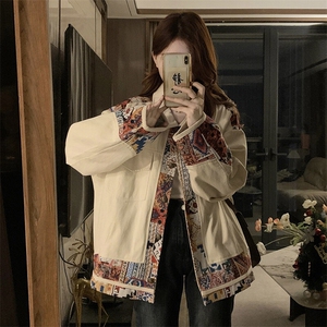 C948-P100 米白色碎花拼接工装外套女春秋慵懒韩系氛围感chic上衣图片