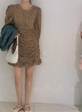 碎花包裙连衣裙，女装连衣裙，驿谷