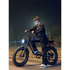 cleanfit裤子高街vibe纯黑色牛仔裤男款夏季修身直筒弹力微喇叭裤，男装牛仔裤，星座310A-4