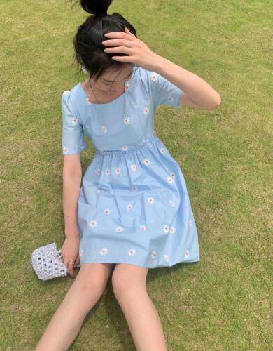 特价连衣裙，女装连衣裙，MST