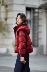 新标90%白鸭绒2025年冬季有帽可拆羽绒服外套，女装羽绒服，米雪儿