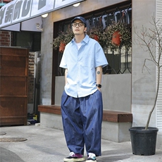 天蓝色