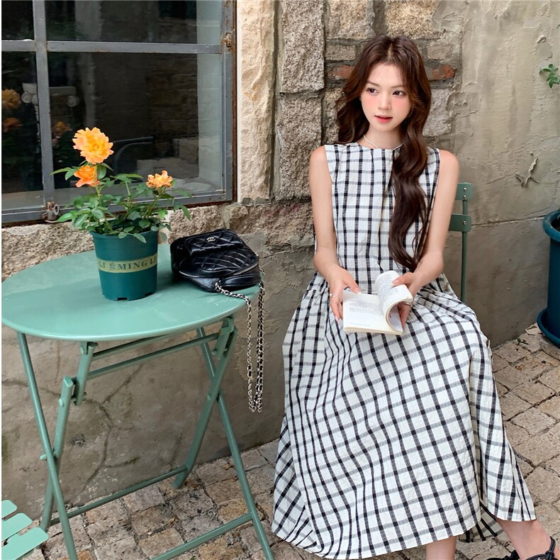 法式复古撞色格子连衣裙女2025夏季新款学院风休闲显瘦甜美背心裙,女装连衣裙,2C120