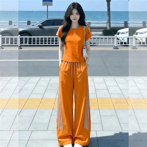 港风炸街休闲运动套装女夏洋气显瘦修身圆领短袖上衣长裤两件套潮图片