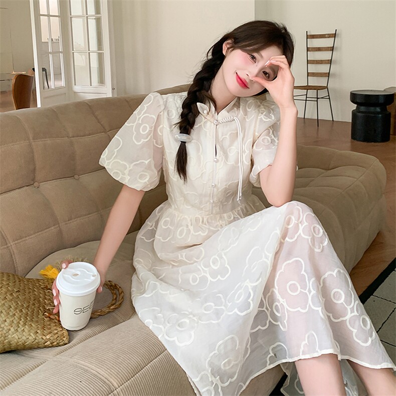 夏季新款女装2025年收腰显瘦海边度假风网纱蕾丝气质连衣裙长裙，女装连衣裙，小九月