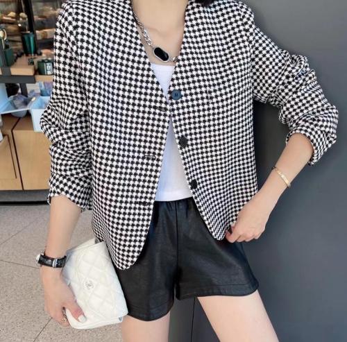 早秋小外套,女装其它,大晶