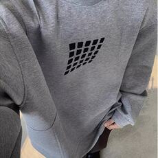 灰色