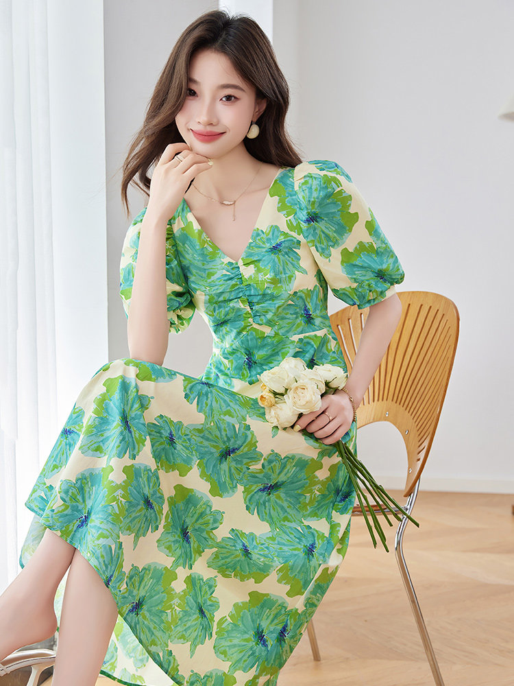 纯棉印花连衣裙女夏2025新款高级感法式v领气质甜美收腰露背长裙,女装连衣裙,美沁