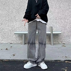 灰色
