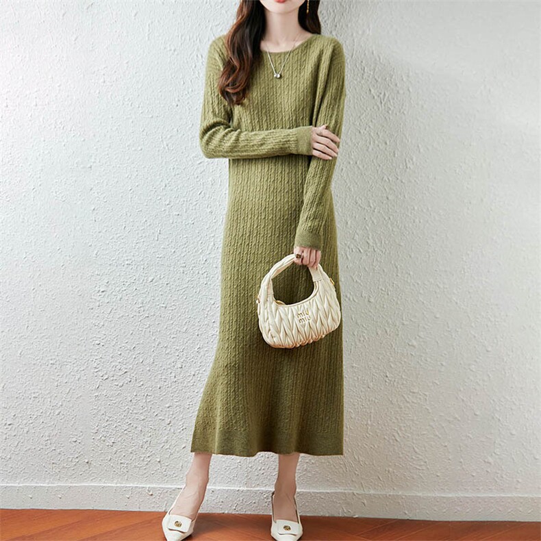 2025百搭时尚长款扭花圆领羊毛连衣裙，女装连衣裙，越洋羊