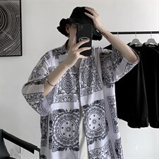 白色