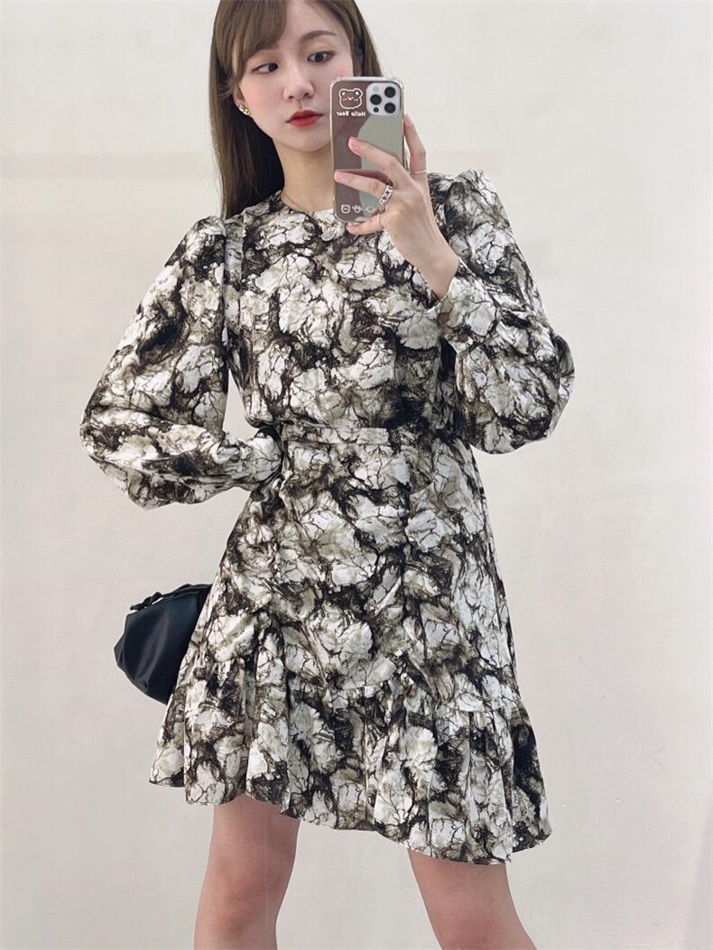 秋季连衣裙，女装连衣裙，尚贝啦(6F)