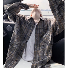 灰色