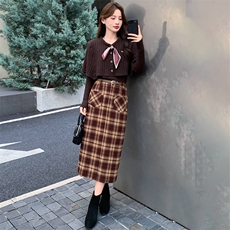 设计感洋气套装裙女2025秋冬新款针织斗篷打底衫格纹半身裙三件套，女装套装/套裙，超帛
