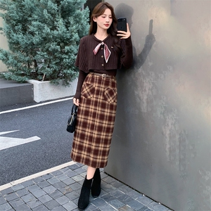 设计感洋气套装裙女2025秋冬新款针织斗篷打底衫格纹半身裙三件套图片