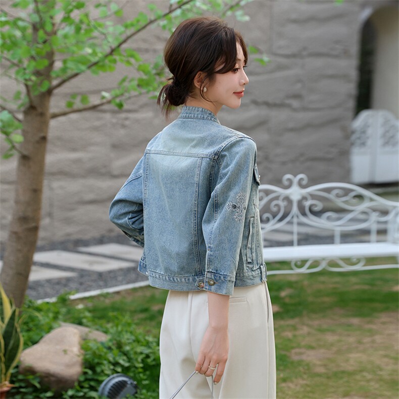 欧洲站设计感重工钉珠牛仔外套女2024春季新款新中式时尚百搭上衣,女装牛仔外套,美拉德工厂直营店