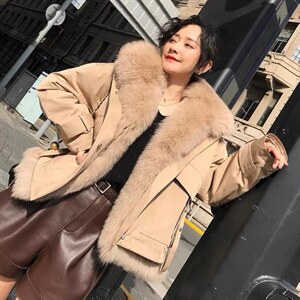 2021冬季新款时尚狐狸毛可拆卸加厚保暖皮草派克短外套,女装皮草,L·H·X