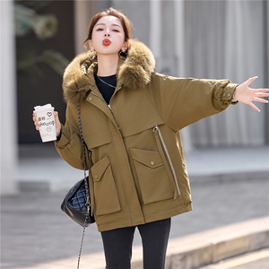羊羔毛内胆派克服图片
