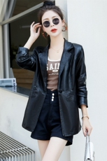 皮衣女2023年新款春秋款修身休闲西装外套收腰pu中长款西服皮夹克，女装皮衣，江南女神