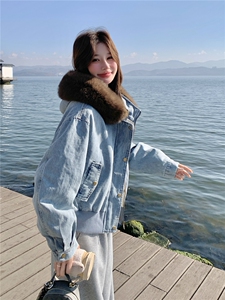 美式复古宽松加绒保暖羽绒内胆连帽牛仔外套女可拆卸毛领宽松夹克图片