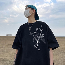 黑色