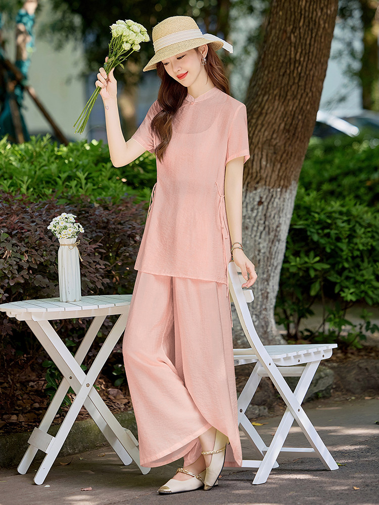 洋气粉色新中式套装女2026夏季薄款立领盘扣上衣显瘦阔腿裤两件套,女装套装/套裙,水衣源